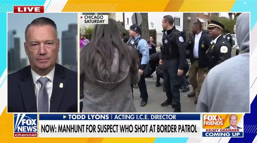 Manhunt underway aft  gunman opens occurrence  connected  Border Patrol agents successful  Chicago
