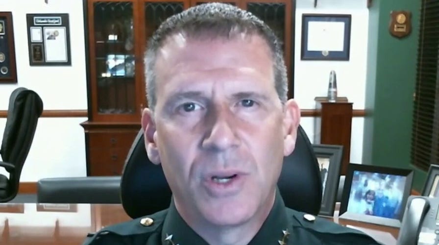 Police officer gives latest update on Florida mother shot dead in botched carjacking