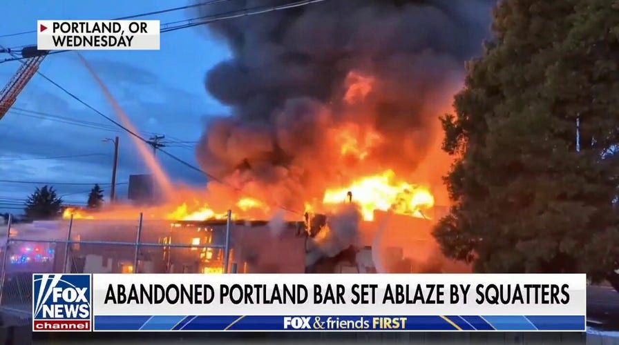 Portland squatters reportedly set abandoned bar on fire