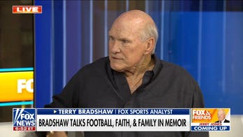 Terry Bradshaw opens up about cancer, depression battles in new memoir