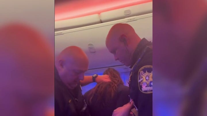 Alleged drunk woman handcuffed, removed from Southwest flight