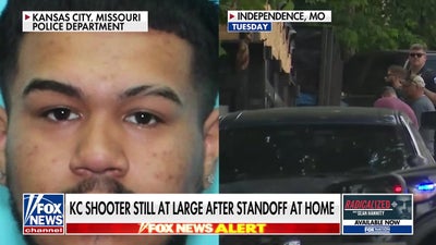 FBI offers $25K reward amid manhunt for alleged Kansas City killer