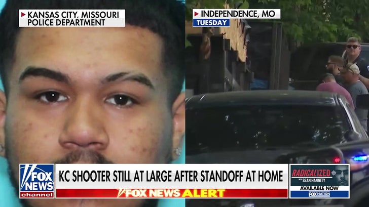FBI offers $25K reward amid manhunt for alleged Kansas City killer