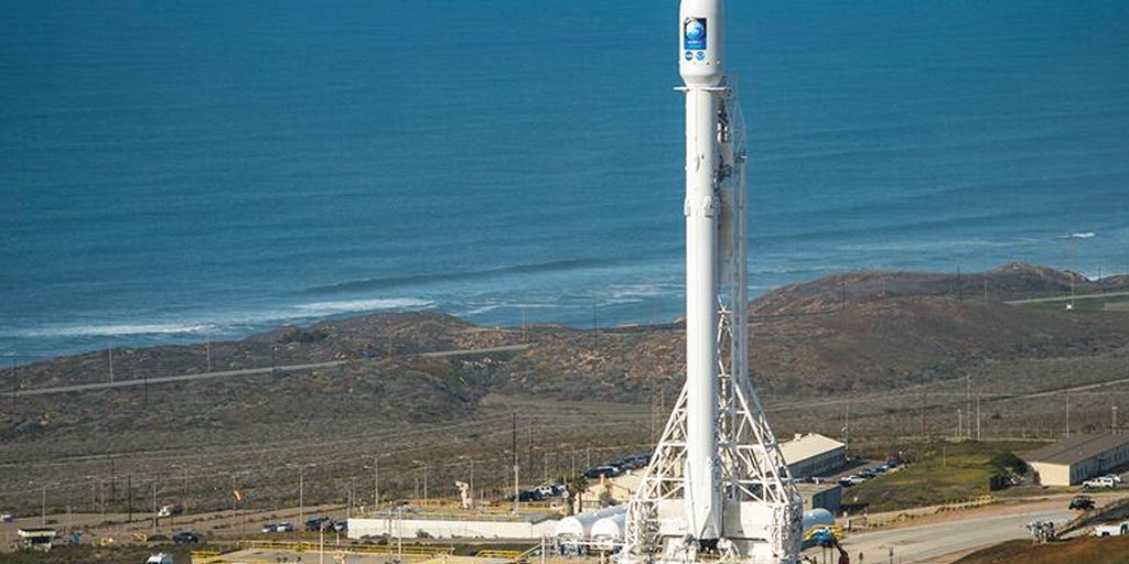 WATCH LIVE: SpaceX launches 26 Starlink satellites on Falcon 9 rocket