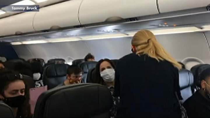 Family kicked off JetBlue flight because toddler wouldn't keep face mask on