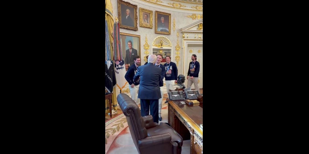 US men's hockey team meets with Trump after gold medal triumph