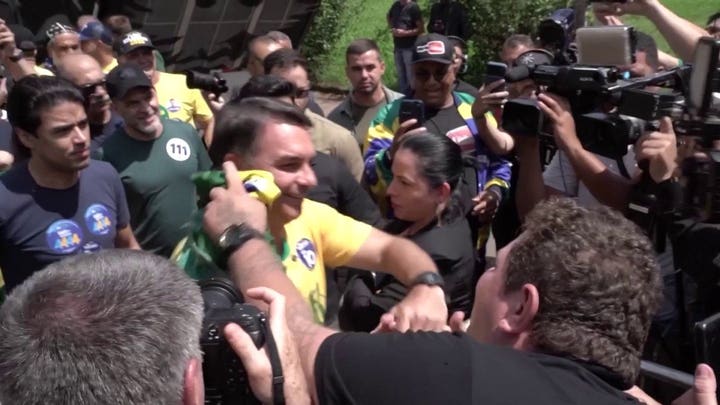 Flavio Bolsonaro leads São Paulo caravan ahead of Brazil's presidential election