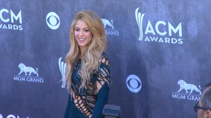 Shakira to take the big stage at Super Bowl LIV