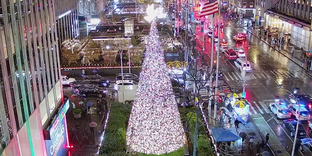 WATCH LIVE: The ‘All-American Christmas Tree’ brings holiday cheer to FOX Square