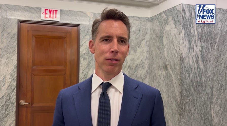 Hawley takes aim at 'corporate welfare' for data centers as AI boom drives utility concerns