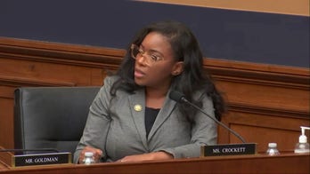 Crockett says Trump admin 'bringing crime' to Minneapolis