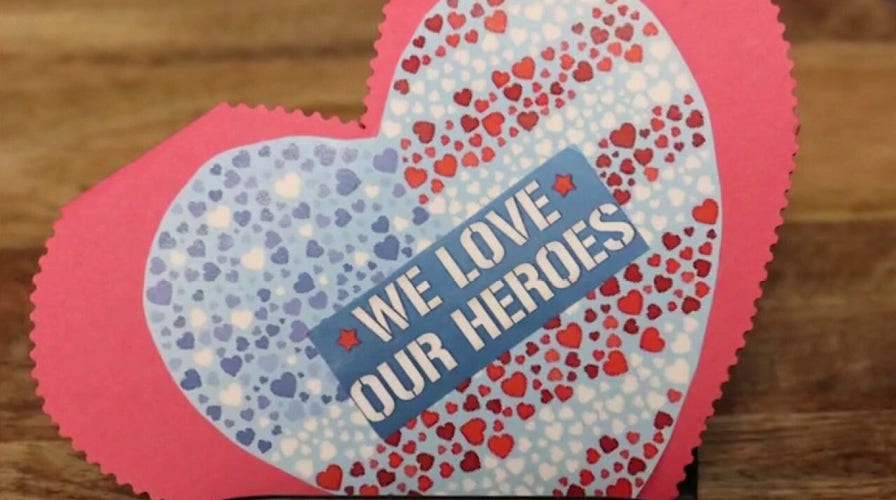 Charity 'Soldiers' Angels' sends Valentines to US troops
