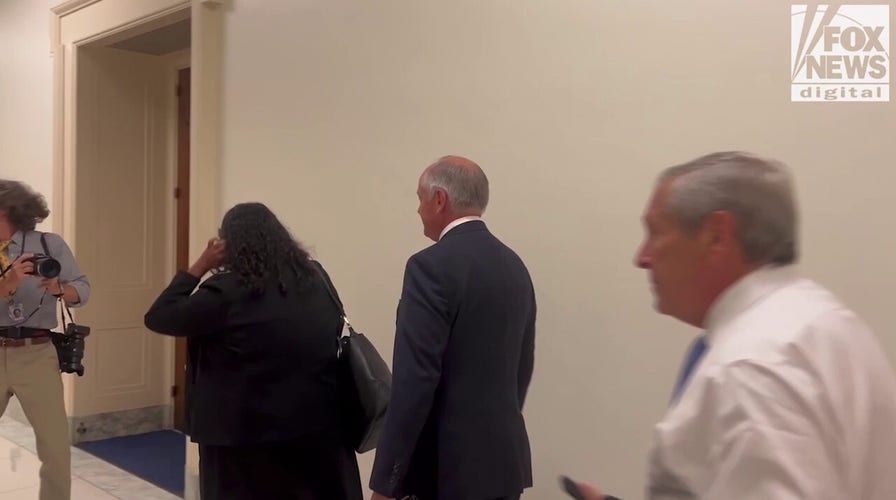 Former Biden WH aide arrives for Biden probe interview