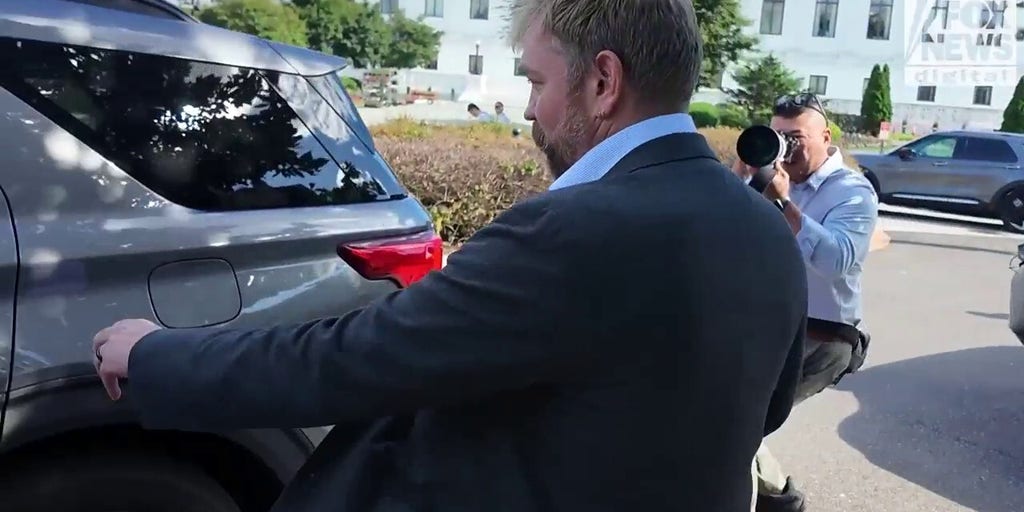 WATCH: Scandal-plagued Platner dodges questions before and after DC meeting with Dems