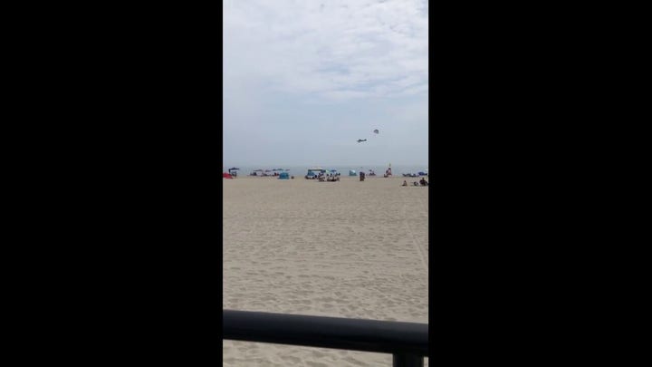 Small plane crash lands at New Hampshire Beach