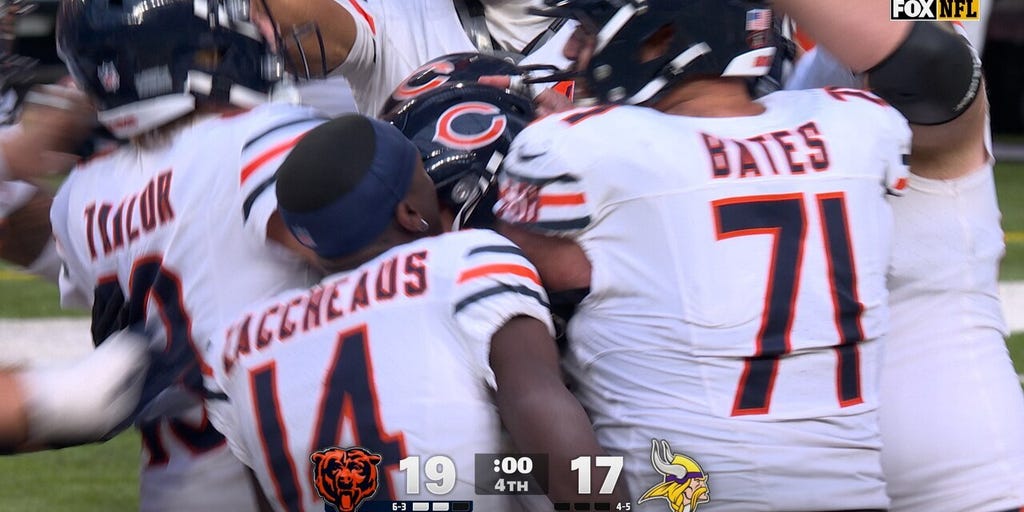 Cairo Santos drains 48-yard game-winning field goal, helping Bears defeat Vikings | NFL Highlights