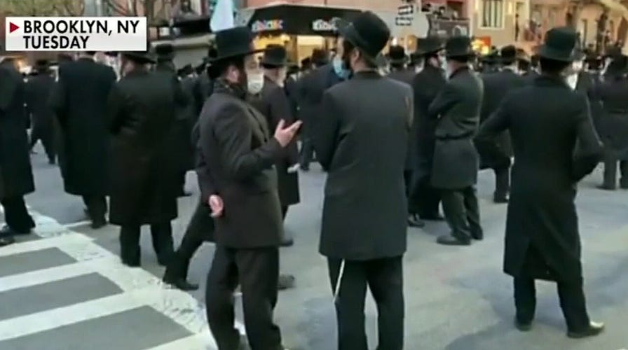 Rabbi accuses Mayor De Blaiso of 'totalitarian' rhetoric while condemning a Jewish funeral