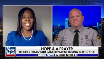 Trooper prays with cancer patient during traffic stop