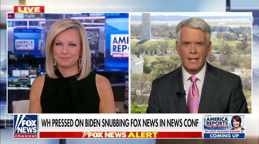 John Roberts: Jen Psaki's answer to Fox News' Peter Doocy was 'hogwash'