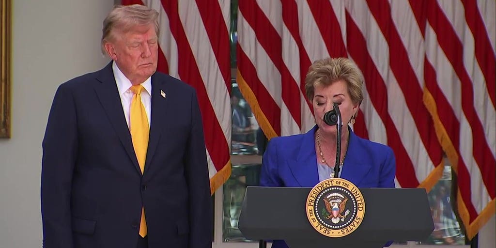 Ed Sec McMahon announces White House policy to return education power to states, parents