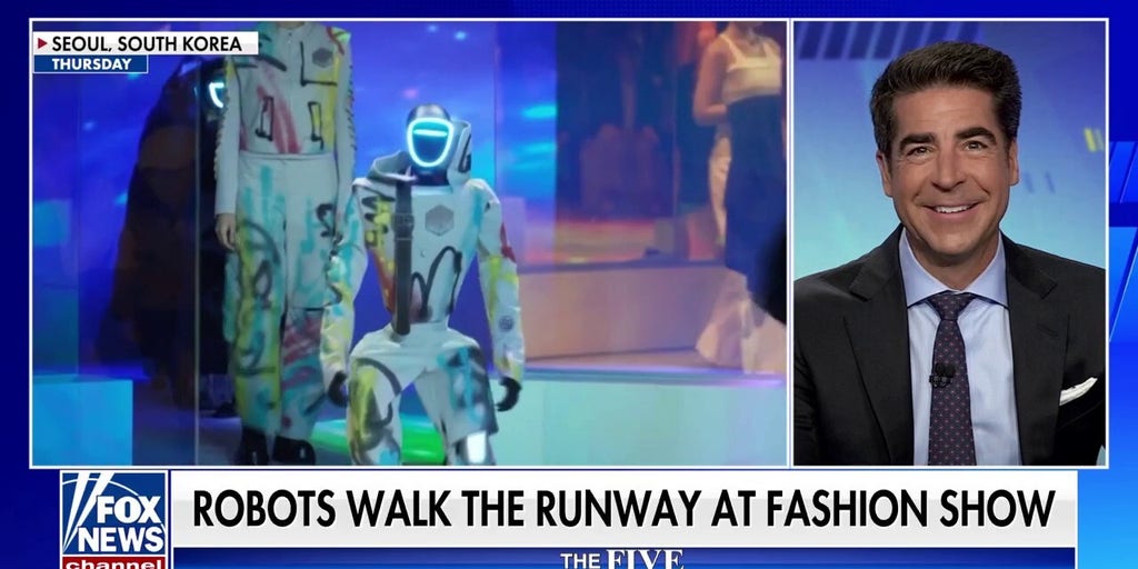 'The Five': Robots do the Robot at fashion show