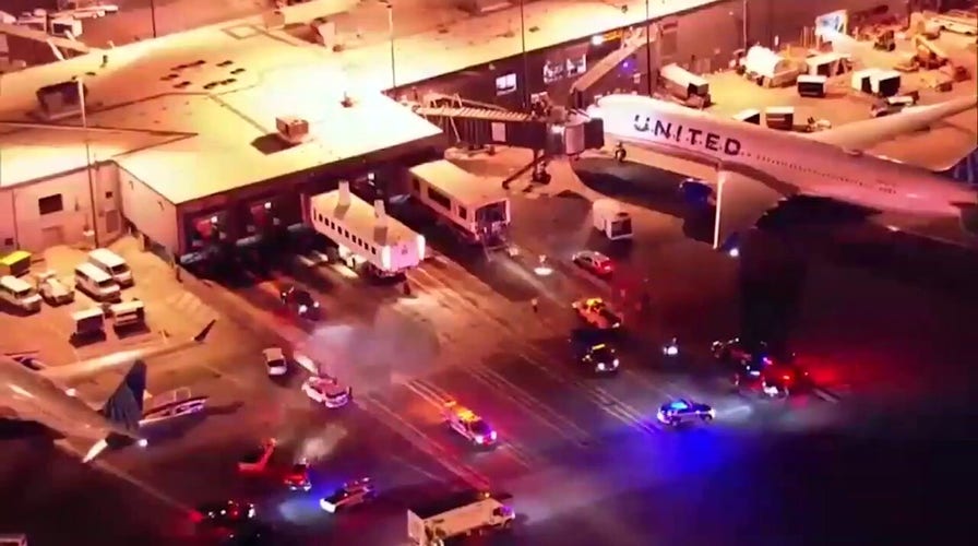 Airport transport conveyance  slams into dock astatine  Washington Dulles Airport, astatine  slightest  18 hospitalized