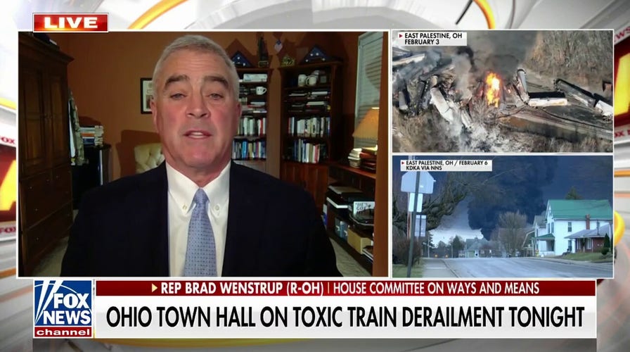 Ohio townhall to address toxic train derailment 