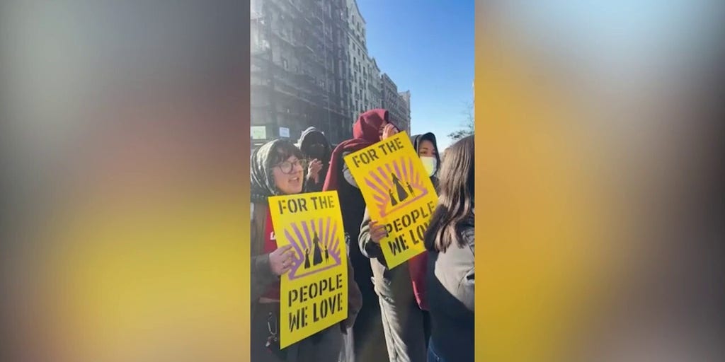 Anti-ICE agitators arrested during Columbia University protest