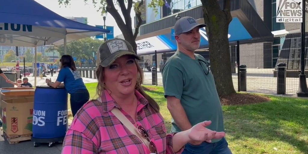 Concert for Carolina attendees help raise money for Hurricane Helene victims