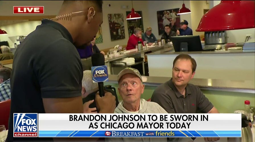 Gianno Caldwell has Breakfast with Friends with veterans about the future of Chicago