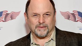 Jason Alexander avoids a question about cancel culture