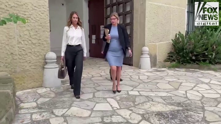 Kevin Costner's ex-wife Christine Baumgartner leaving the courthouse