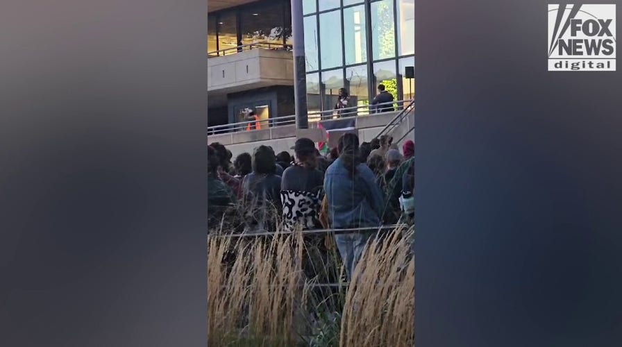 Hundreds of students at MIT chant “one solution, intifada” at anti-Israel rally