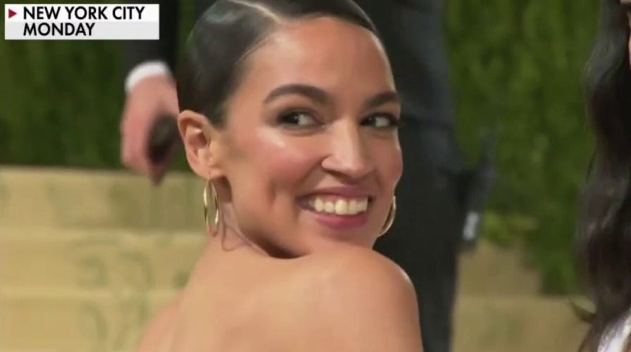 'The Five' reacts to Hollywood elites attending maskless gala