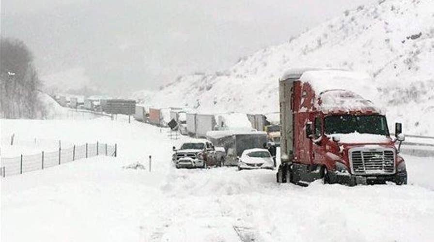 State crews working overtime to clear DC roads, walkways