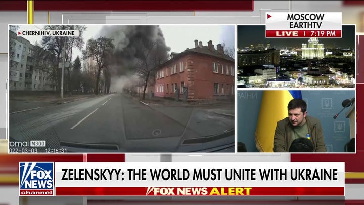 Trey Yingst asks Ukrainian President Zelenskyy about talks with Biden