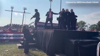 Secret Service throws Trump's shoes off stage