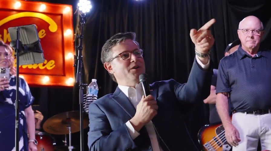 Mike Johnson hits iconic Nashville bar, blasts Dems for 'lying' about Trump's agenda