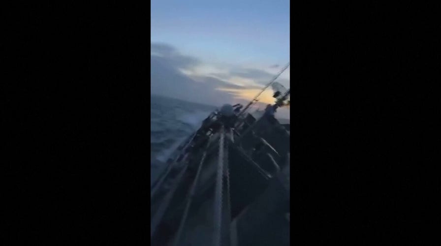 Video shows moments before Thai Navy ship sinks