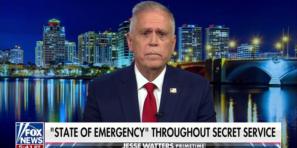 If the Secret Service was a business, it would be closing its doors, says former agent