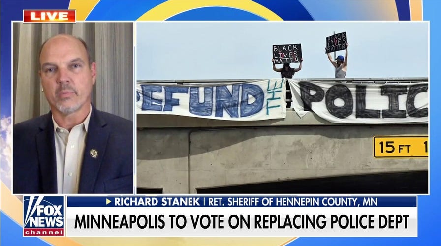 Minneapolis votes on replacing police department