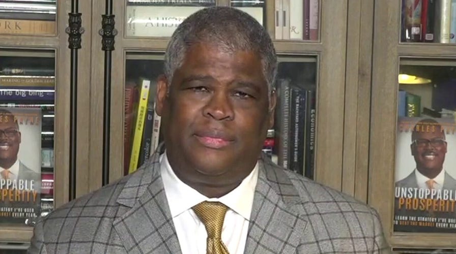 Charles Payne on Trump's executive orders for COVID-19 relief: He had to do this