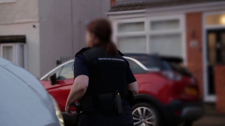 British law enforcement carry out first roundup of illegal migrants for deportation to Rwanda