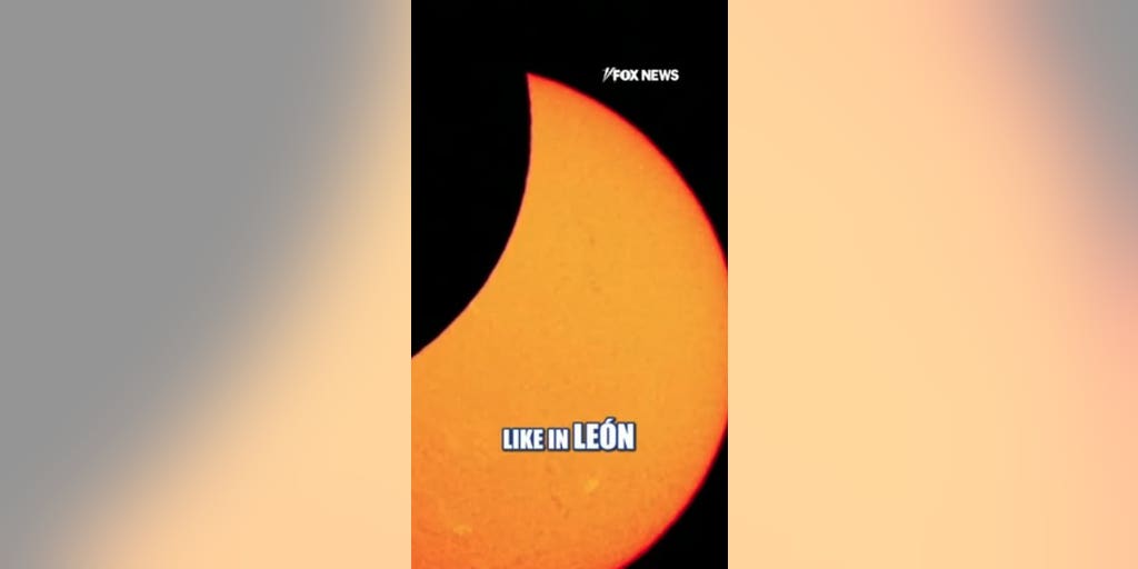 Total solar eclipse dazzles skywatchers in Spain