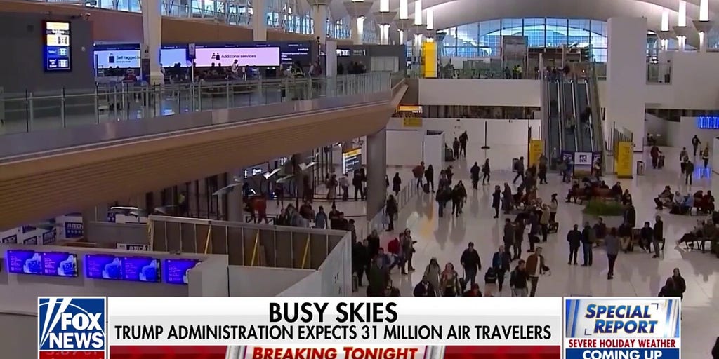 Airports face busiest Thanksgiving travel week in 15 years