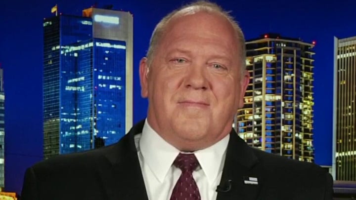 Tom Homan: Border Patrol agents have lost all respect for Biden