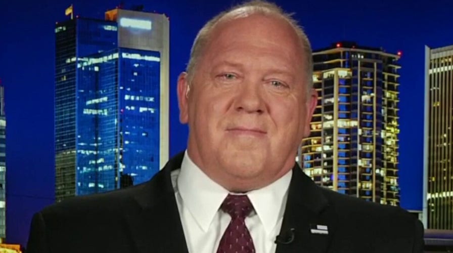 Tom Homan: Border Patrol agents have lost all respect for Biden
