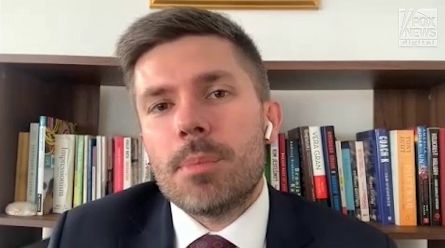 Polish Consul General Adrian Kubicki in New York warns against 'artificial peace deal'