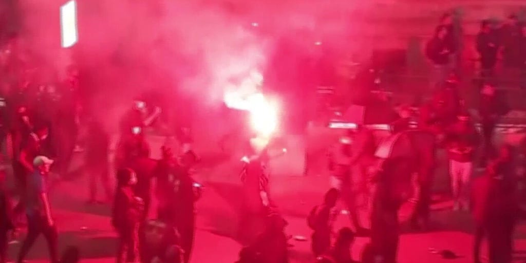 Rioters take to the streets after French election results pour in: video