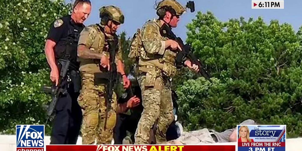 Bryan Llenas shares timeline of Trump PA rally shooting | Fox News Video